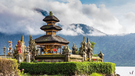 🌴 Ubud, Bali: A Jungle Sanctuary for Healing, Herbal Rituals & Energy Renewal